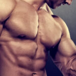 Creatin Monohydrat ist eines der effektivsten und sinnvollsten Supplements im Kraftsport. Es unterstützt deine Leistungsfähigkeit, ermöglicht intensiveres Training und kann langfristig zu mehr Muskelaufbau beitragen.